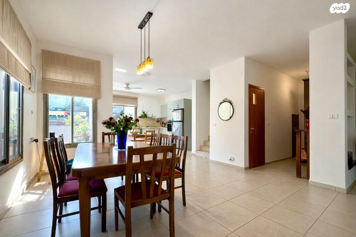 דו משפחתי, הזית 28, מושבה מרכז, זכרון יעקב