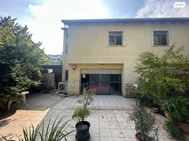 דו משפחתי, הדרים, הדרים החדשה, כפר סבא