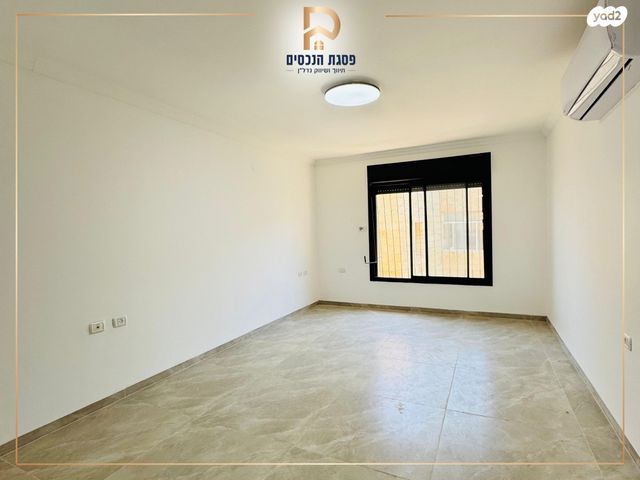 דירה, חיים פזנר, פסגת זאב, ירושלים