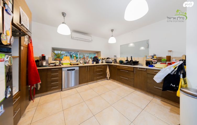 בית פרטי/ קוטג', הארז 19, רובע ב', אריאל