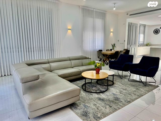 דו משפחתי, כפר יונה