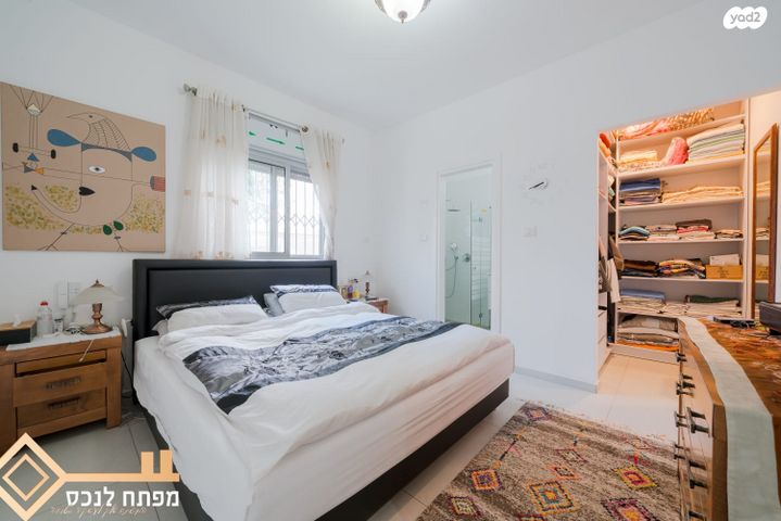 דירת גן, אריאל שרון, נווה שרון / שער העיר, נתיבות