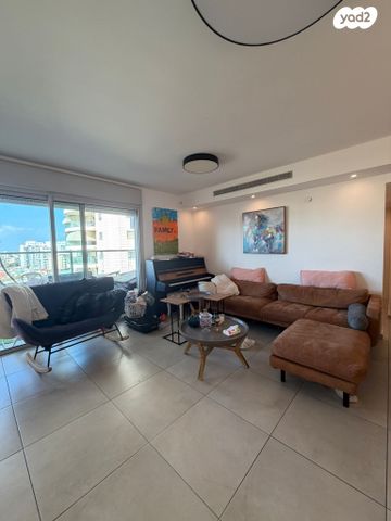 דירה, הדס, קרית אילון, חולון