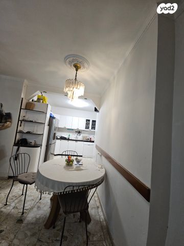 דירה, רוטשילד 4, רמב"ם, ראשון לציון