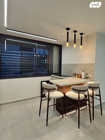 דירה, יעקב קרול 14, קרול, פתח תקווה