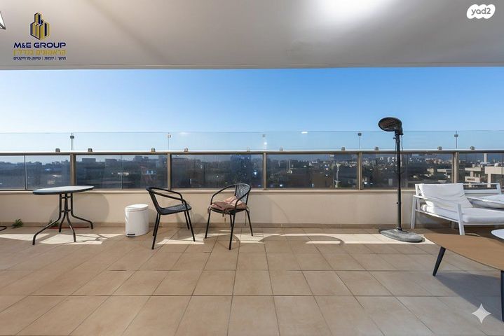 גג/ פנטהאוז, ראשונים, ראשון לציון