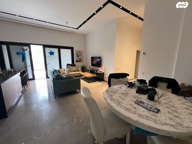 דירת גן, שחמון, רובע 2, אילת