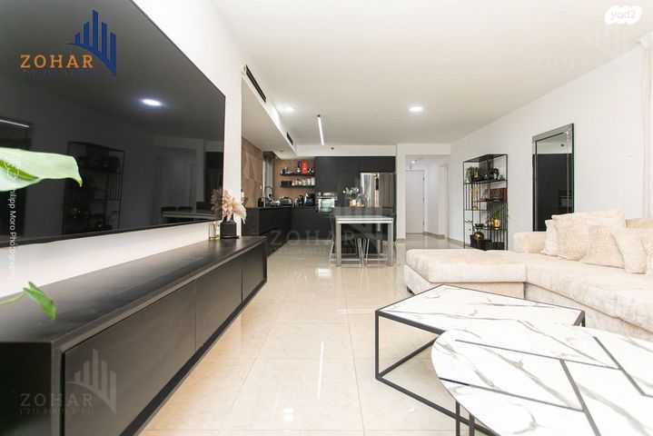 דירה, שונית, רמת חביב / רמת הנשיא, חיפה