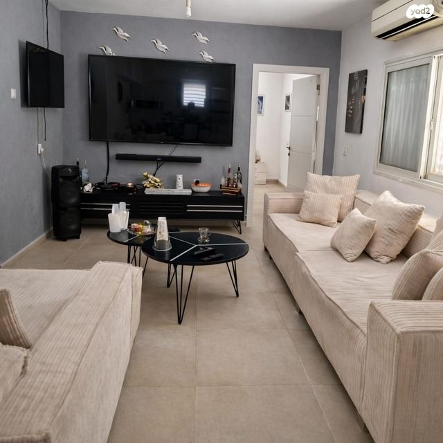 משק חקלאי/ נחלה, עוצם