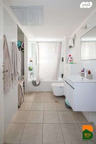 דירה, היובל, אור עקיבא