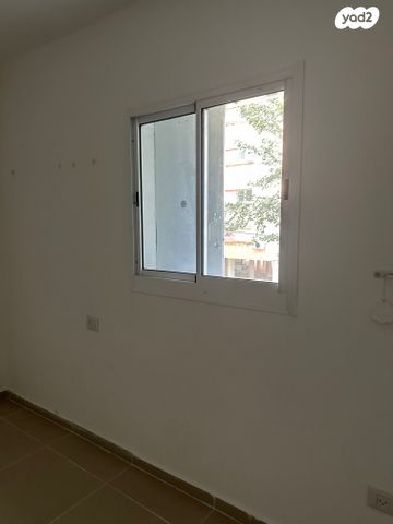 דירה, בארי 31, צפון מזרח מרכז העיר, נתניה