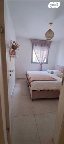 דירת גן, רפיח ים, נתיבות מערב, נתיבות