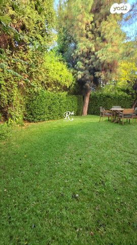 בית פרטי/ קוטג', סביון