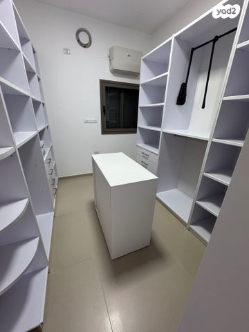 דירה, נווה זמר, רעננה