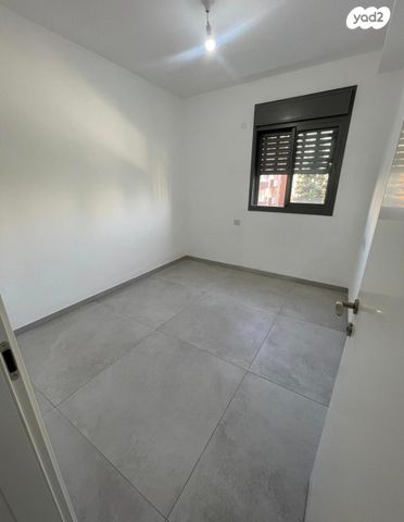 דירה, ירמיהו הלפרין 6, מרכז העיר דרום, נתניה