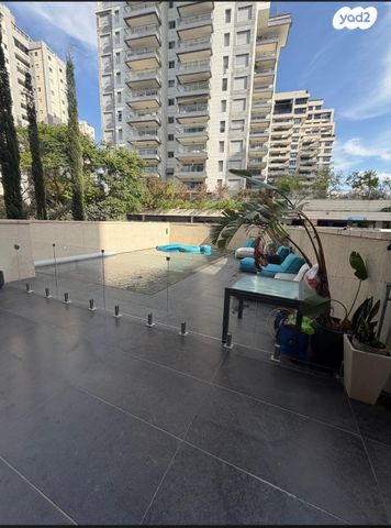 דירת גן, אבשלום חביב, רמת אביב ג', תל אביב יפו