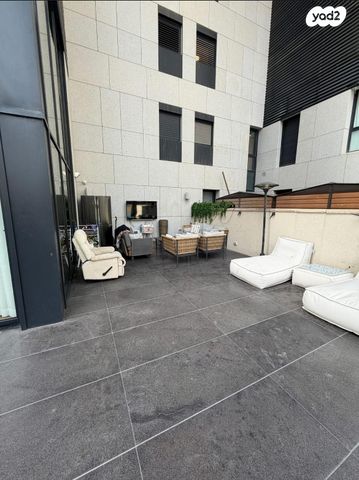 דירת גן, אבשלום חביב, רמת אביב ג', תל אביב יפו