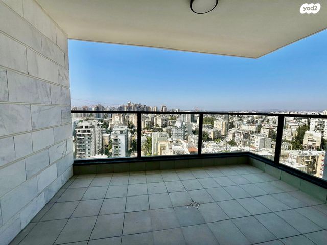 דירה, דרך זאב ז'בוטינסקי 8, לב המושבה / מרכז העיר, פתח תקווה