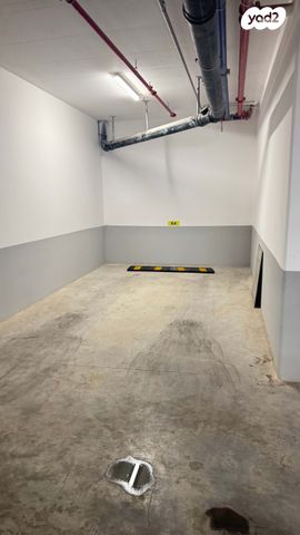 דירה, אשכולות, עמק הכרמל, נשר