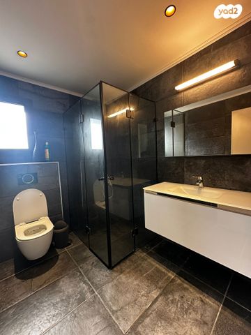 גג/ פנטהאוז, עיר, מרכז העיר, נהריה