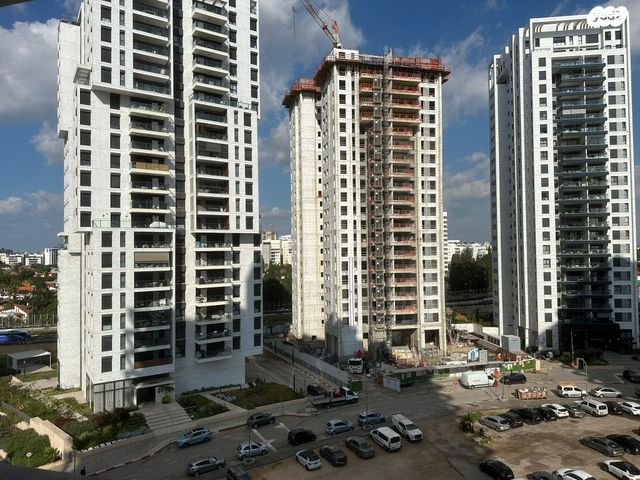 דירה, גרין פארק החדשה, הוד השרון