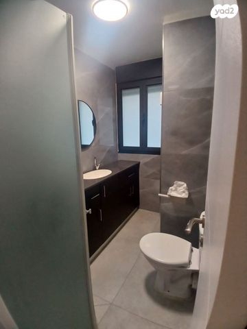 דירה, איינשטיין, גבעה א', שביט, קרית אתא