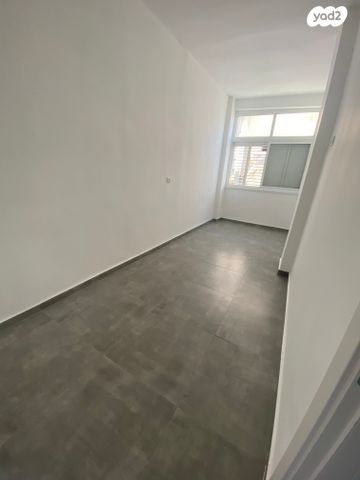 דירה, שדרות ירושלים 18, תל יהודה, רמת גן