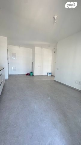 דירה, אשכולות, עמק הכרמל, נשר