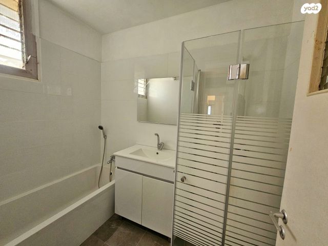 דירה, גאולים, חולון