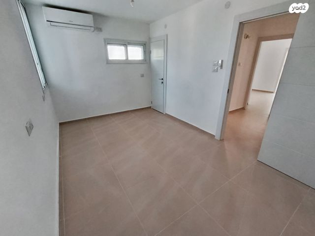 דו משפחתי, השלושים ושלושה, רמת חן, רמת גן