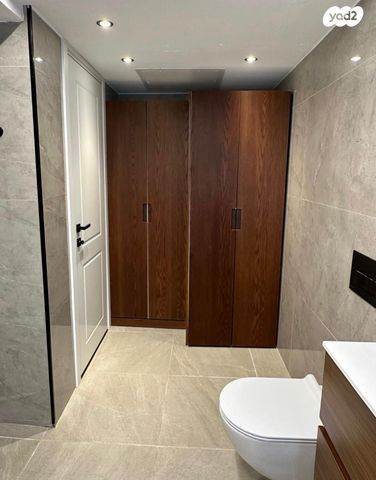 דירה, חובבי ציון, תל אביב יפו