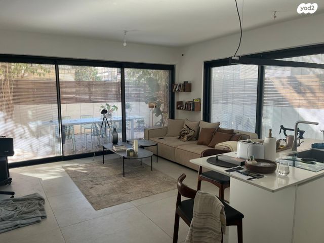 יצחק אפשטיין 