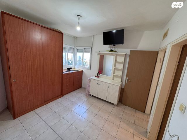 דירה, ליאון בלום, חיפה