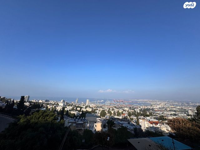 דירה, ליאון בלום, חיפה