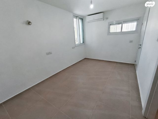 דו משפחתי, השלושים ושלושה, רמת חן, רמת גן