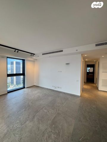 דירה, ליאונרדו דה וינצ'י, גני שרונה, קרית הממשלה, תל אביב יפו