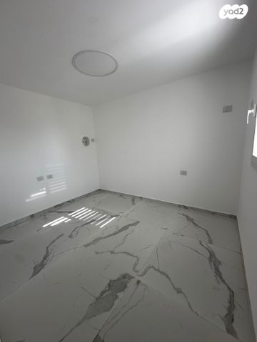 גג/ פנטהאוז, עיר, מרכז העיר, נהריה