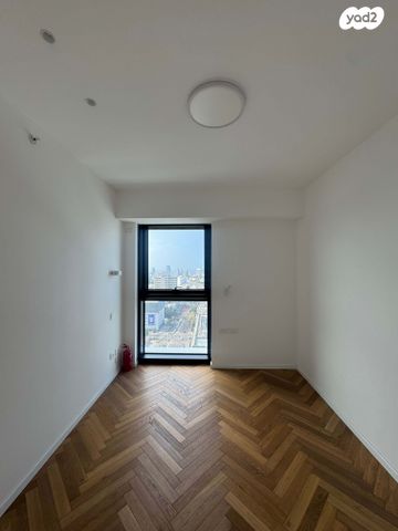 דירה, ליאונרדו דה וינצ'י, גני שרונה, קרית הממשלה, תל אביב יפו