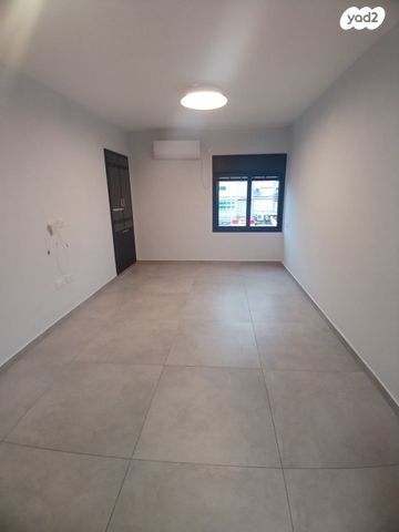 דירה, איינשטיין, גבעה א', שביט, קרית אתא