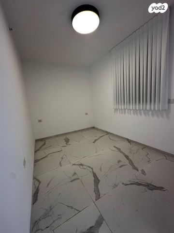 גג/ פנטהאוז, עיר, מרכז העיר, נהריה