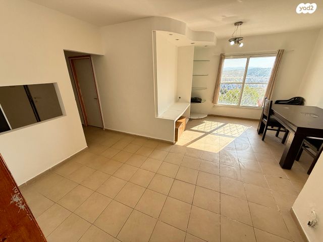 דירה, דרך עפרון, רובע א', אריאל