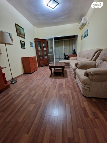 דירה, יצחק שדה 39, המושבה הגרמנית, חיפה