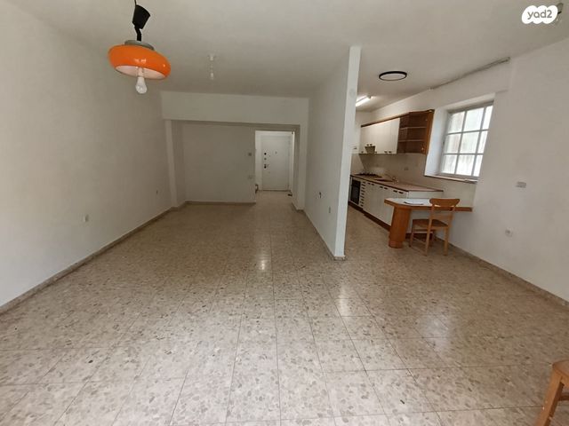 דו משפחתי, השלושים ושלושה, רמת חן, רמת גן