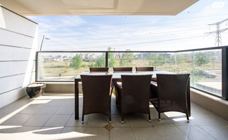 דירה, ש"י עגנון, פסגות אפק, ראש העין