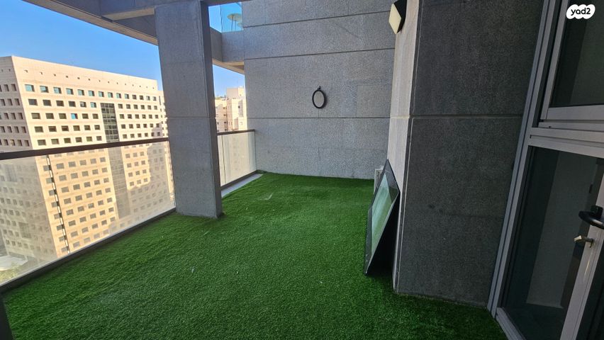 דירה, הרי הגלעד 4, בורסה, רמת גן