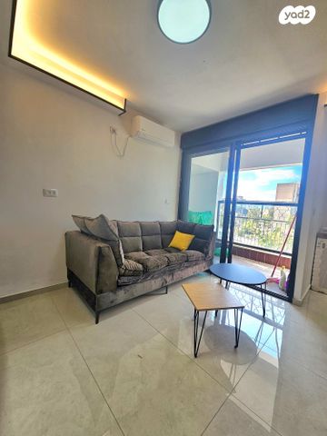 יחידת דיור, גבעה א', שביט, קרית אתא