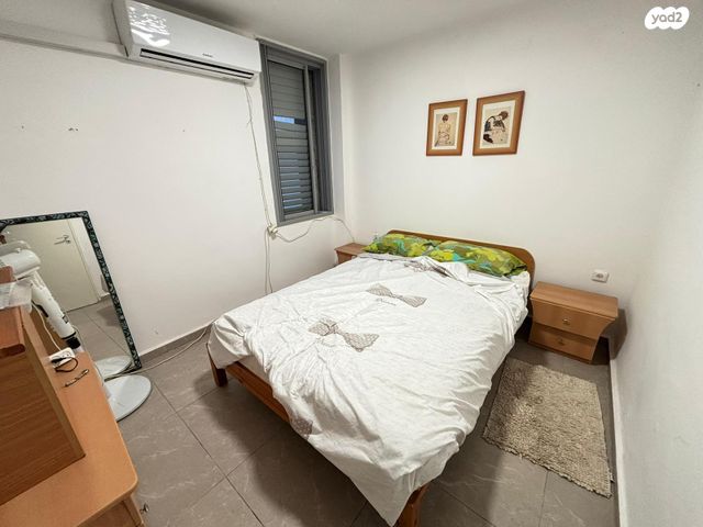 דירה, שרה אהרונסון, אזור הבילויים, רמת גן