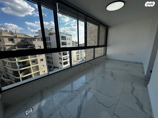 גג/ פנטהאוז, עיר, מרכז העיר, נהריה