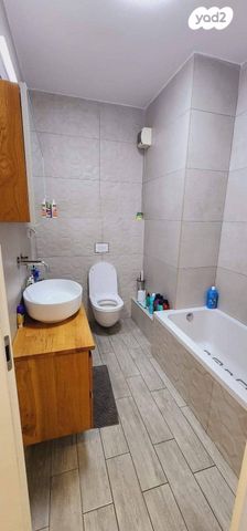 דירה, משה קול 8, המשתלה, תל אביב יפו