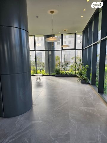 דירה, אמנון ליפקין שחק, נתניה